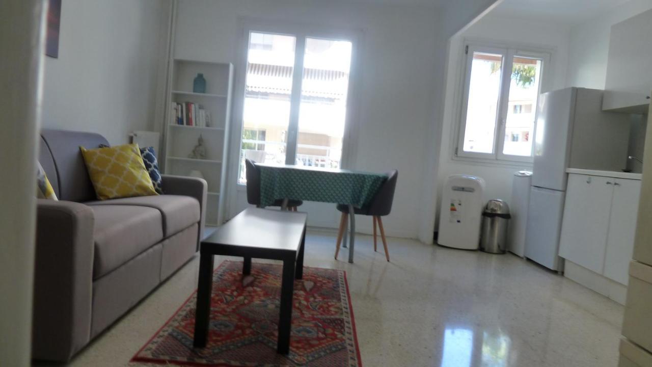 Antibes Centre Studio 27 M2 Renove อองทีบส์ ภายนอก รูปภาพ